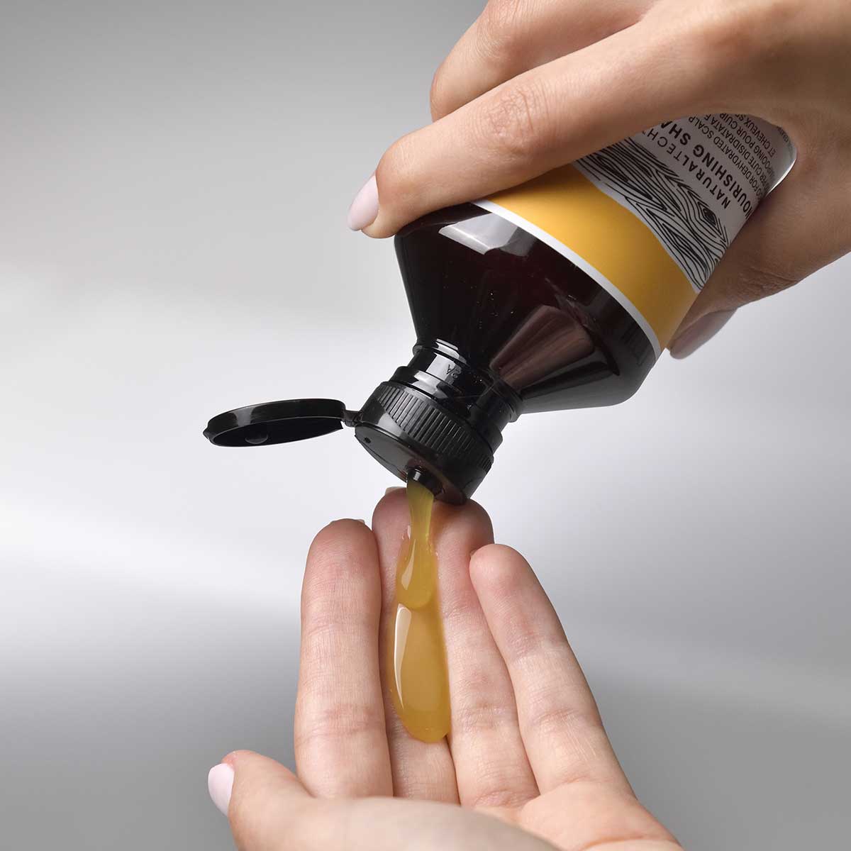 Nourishing Hair Shampoo for Healthy Locks